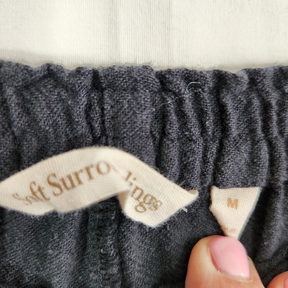 5 for $50 Soft Surroundings Black Cotton Span Elastic Pull-on Pants wide leg - Picture 2 of 8